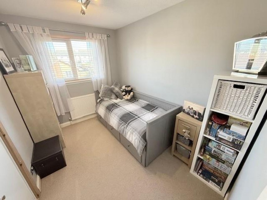 Images for North Larches, Dunfermline, KY11
