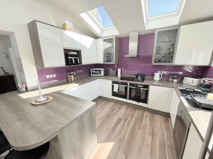 Images for North Larches, Dunfermline, KY11
