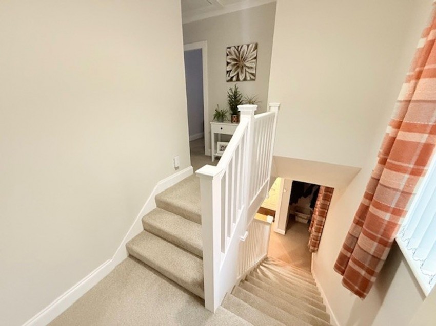 Images for Sweetbank Drive, Markinch, KY7