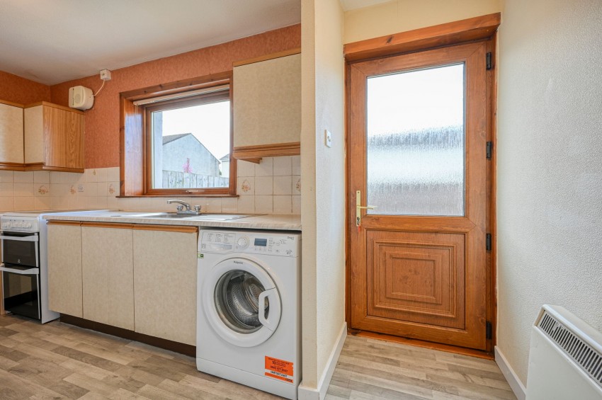Images for Wallace Place, Culloden, IV2
