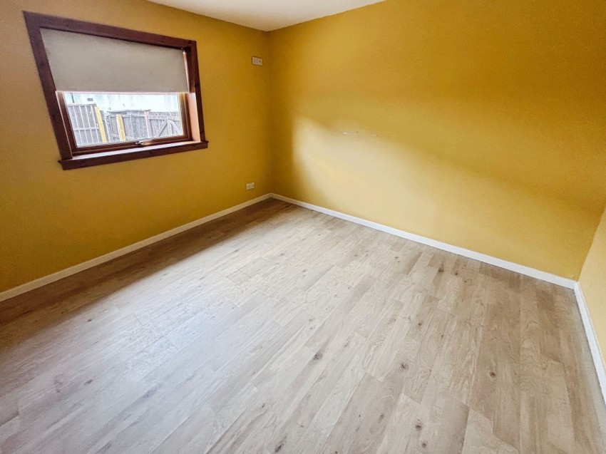 Images for Wallace Place, Culloden, IV2