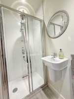 Images for Cedar Crescent, Thornton, KY1