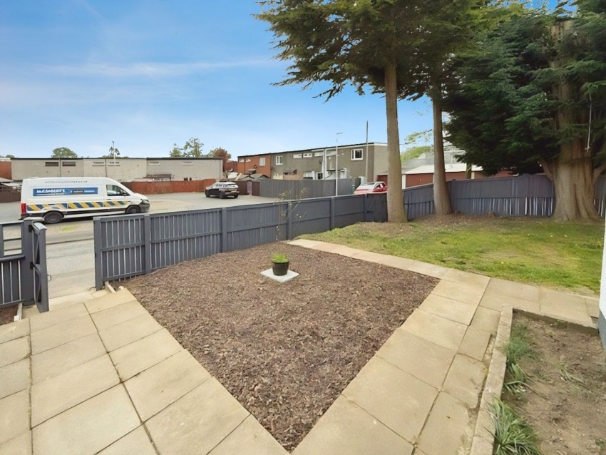 Images for Lauder Court, Glenrothes, KY6