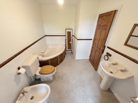 View Full Details for Hawthorn Bank, Carnock, KY12