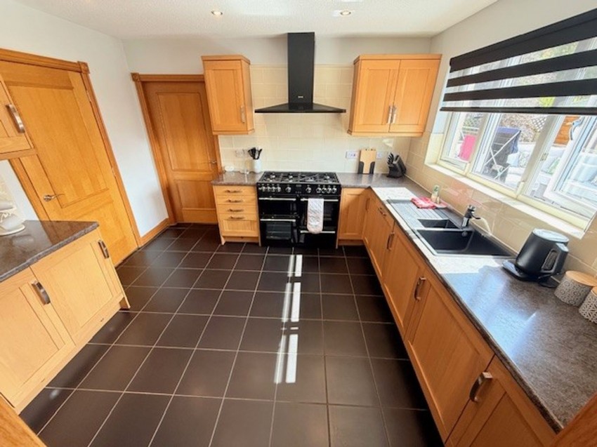 Images for Braemar Gardens, Glenrothes, KY6