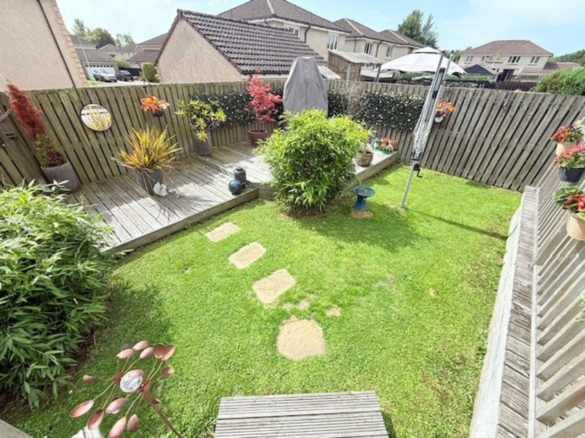 Images for Braemar Gardens, Glenrothes, KY6