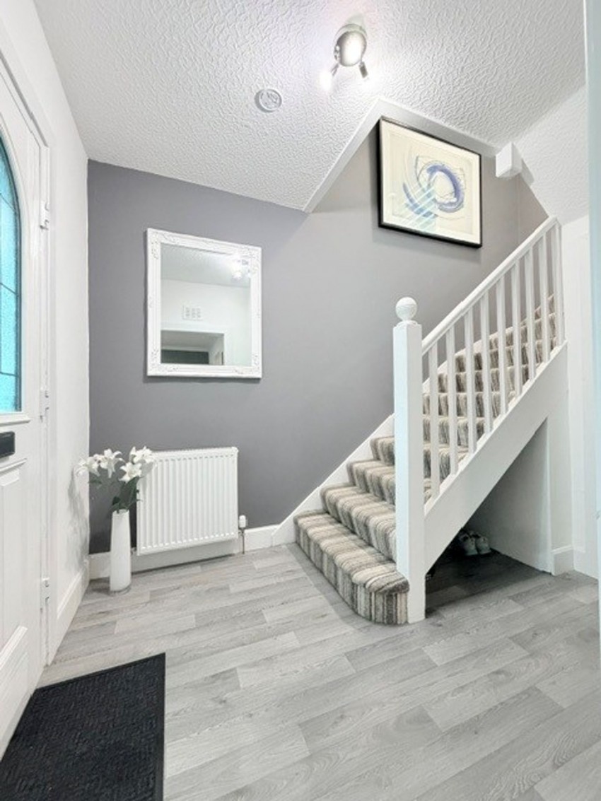 Images for Viewfield Terrace, Lumphinnans, KY4