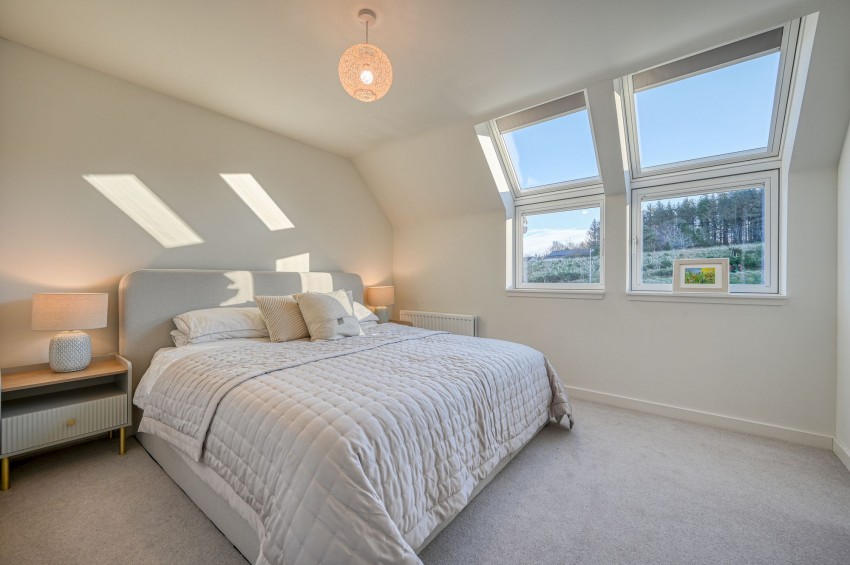 Images for Macleod Gardens, Croy, IV2