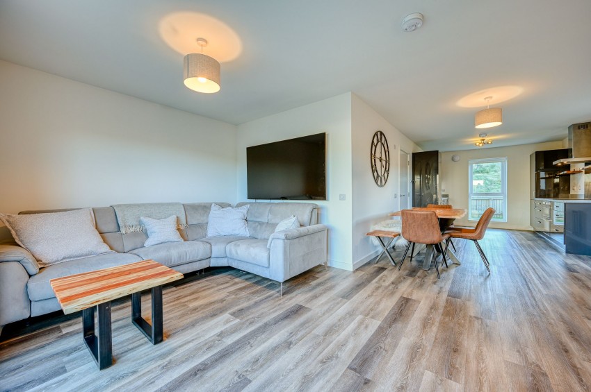 Images for Macleod Gardens, Croy, IV2