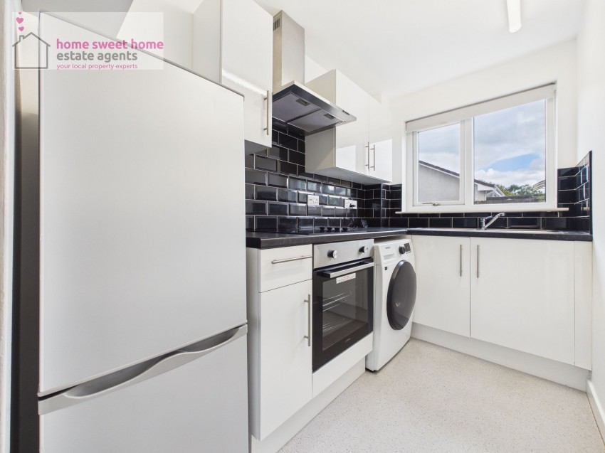 Images for Hazel Avenue, Culloden, IV2