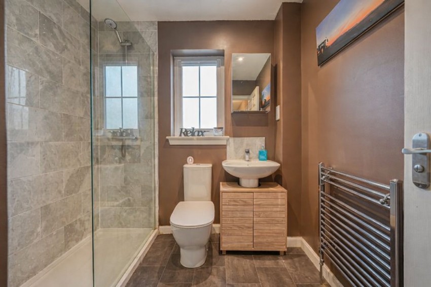 Images for Broom Crescent, Alness, IV17