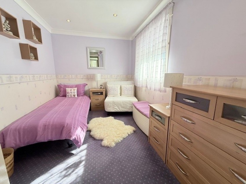 Images for Tarland Knowe, Glenrothes, KY7