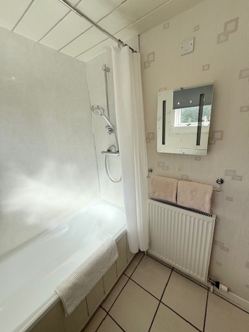 Images for Tarland Knowe, Glenrothes, KY7