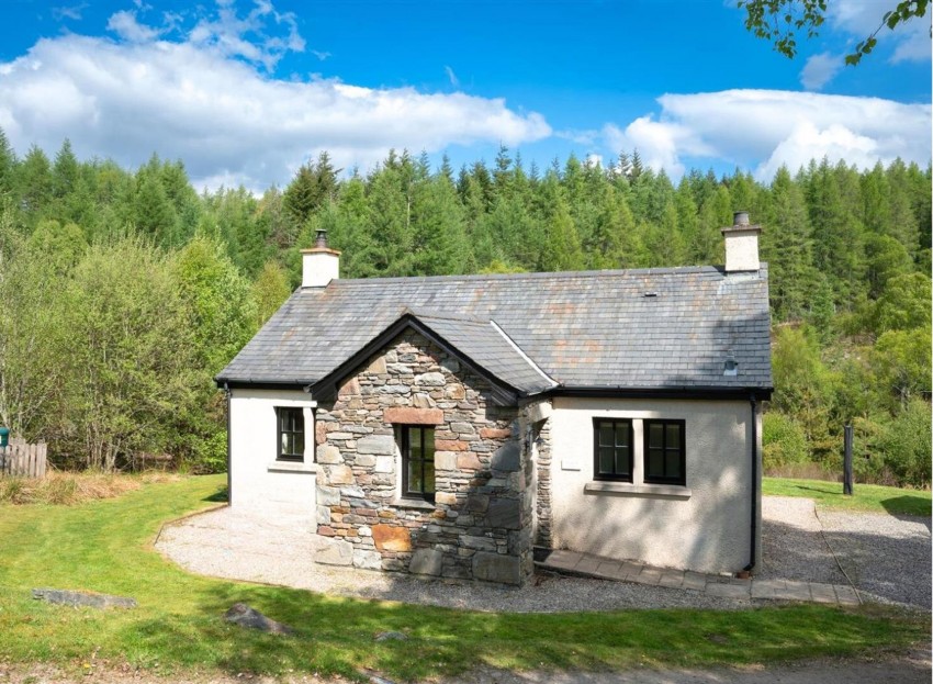 Images for Drumnadrochit, Millness, IV63