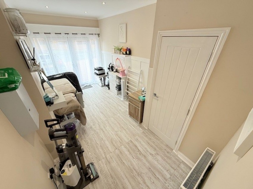 Images for North Larches, Dunfermline, KY11