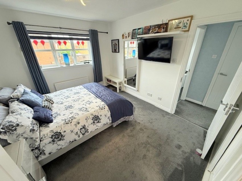 Images for North Larches, Dunfermline, KY11