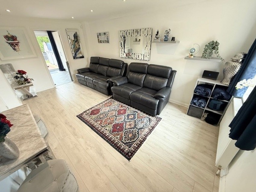 Images for North Larches, Dunfermline, KY11