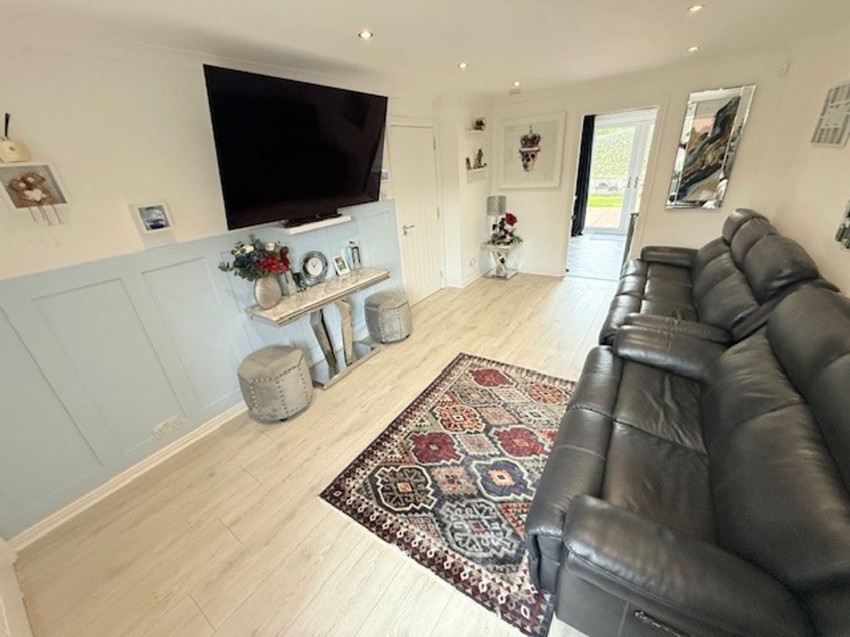 Images for North Larches, Dunfermline, KY11