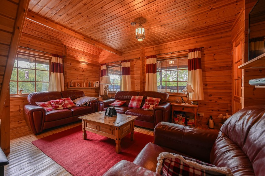 Images for 2 Broallan, Beauly, IV4