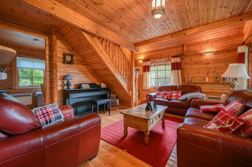 Images for 2 Broallan, Beauly, IV4