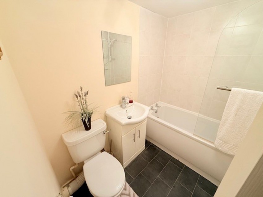 Images for Michael Path, Glenrothes, KY7