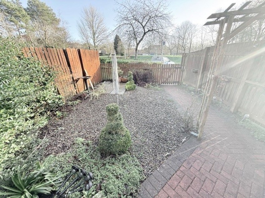 Images for Michael Path, Glenrothes, KY7