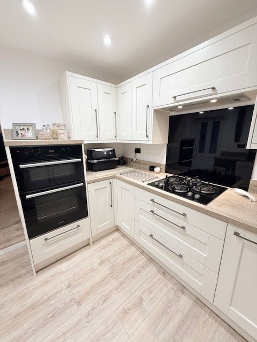 Images for Main Road, Glencraig, KY5