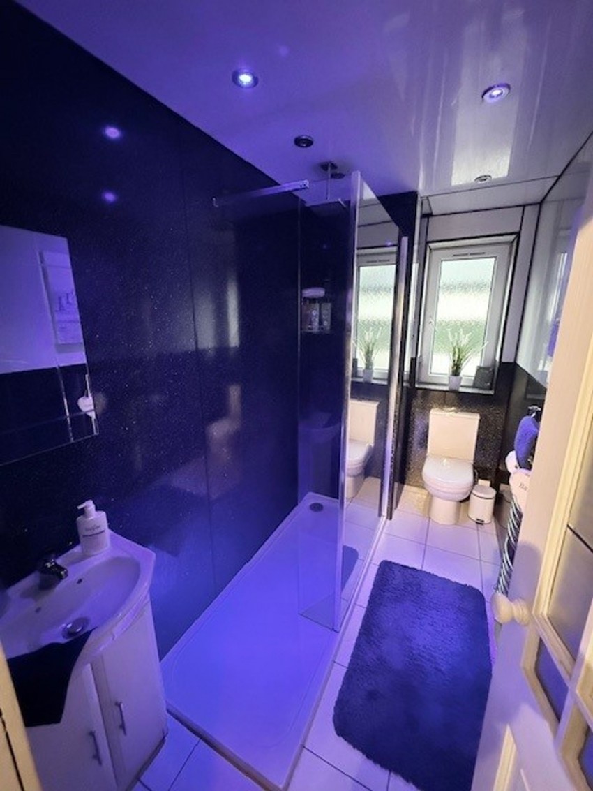 Images for Main Road, Glencraig, KY5