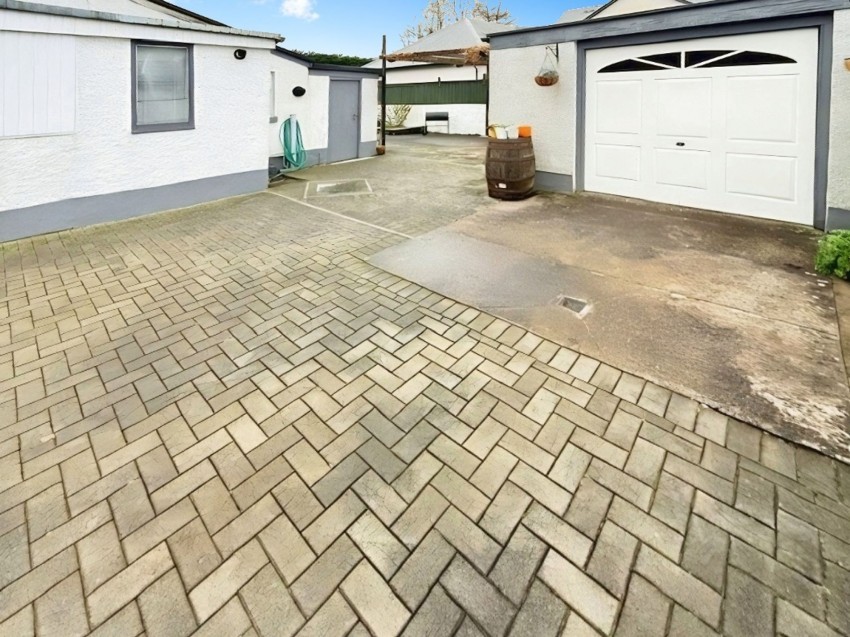 Images for Main Road, Glencraig, KY5