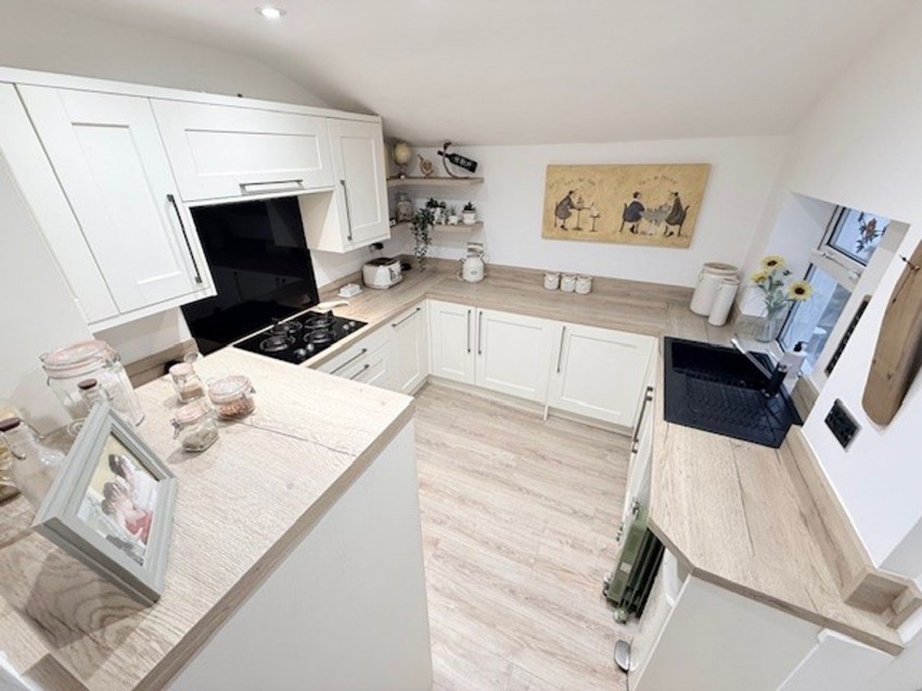 Images for Main Road, Glencraig, KY5