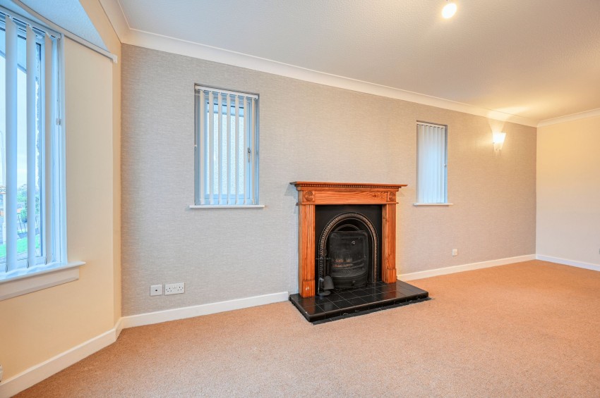 Images for Lochlann Road, Culloden, IV2