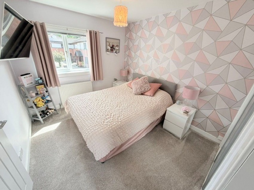 Images for Glentress Gardens, Glenrothes, KY7