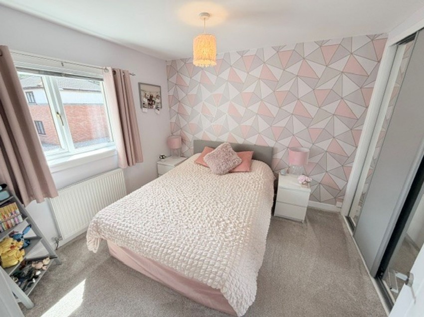 Images for Glentress Gardens, Glenrothes, KY7