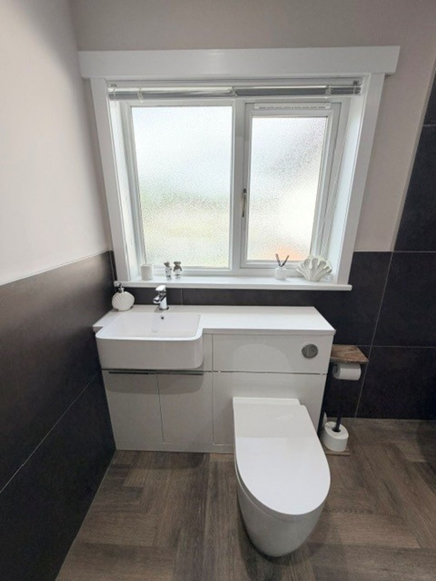 Images for Glentress Gardens, Glenrothes, KY7