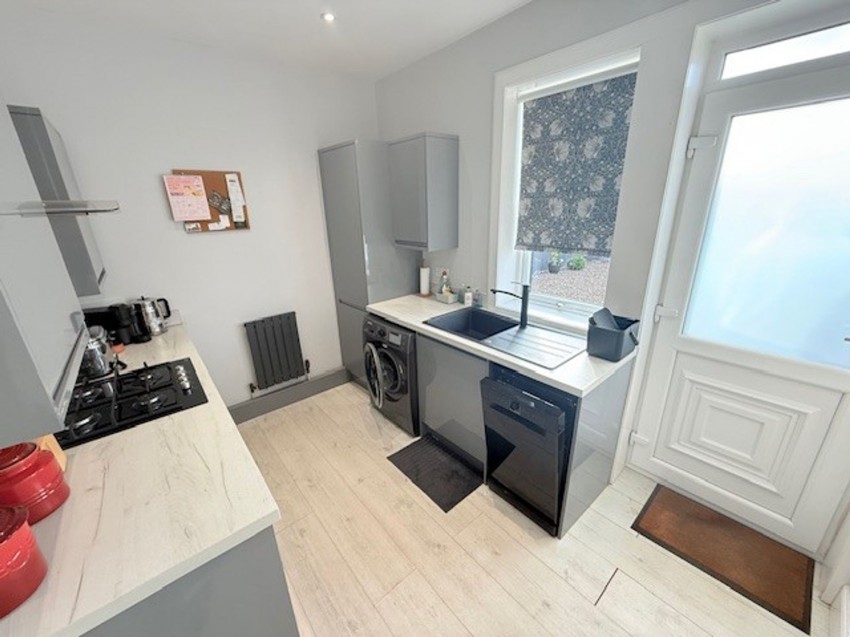 Images for West End, Kinglassie, KY5