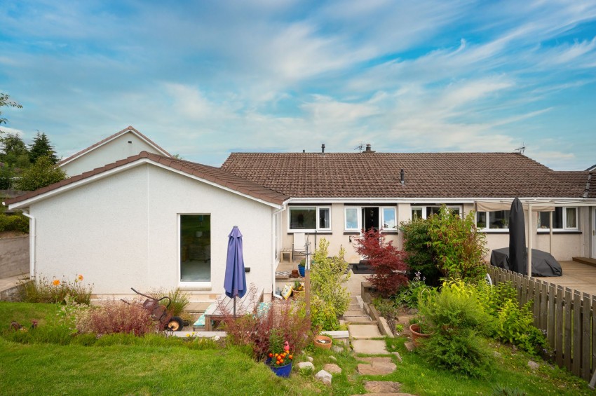 Images for Grant Crescent, Maryburgh, IV7