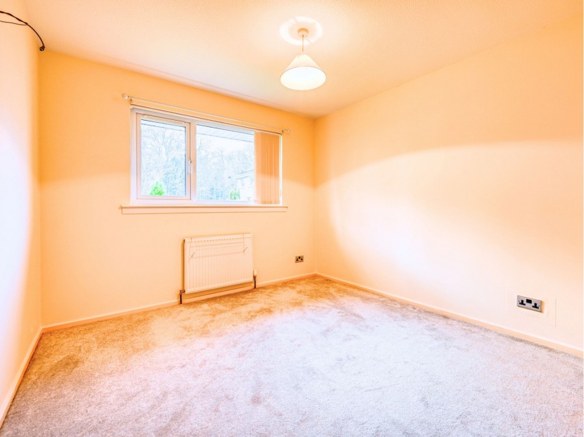 Images for Hazel Avenue, Culloden, IV2