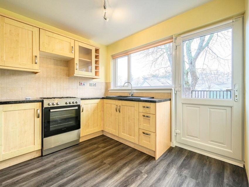 Images for Hazel Avenue, Culloden, IV2