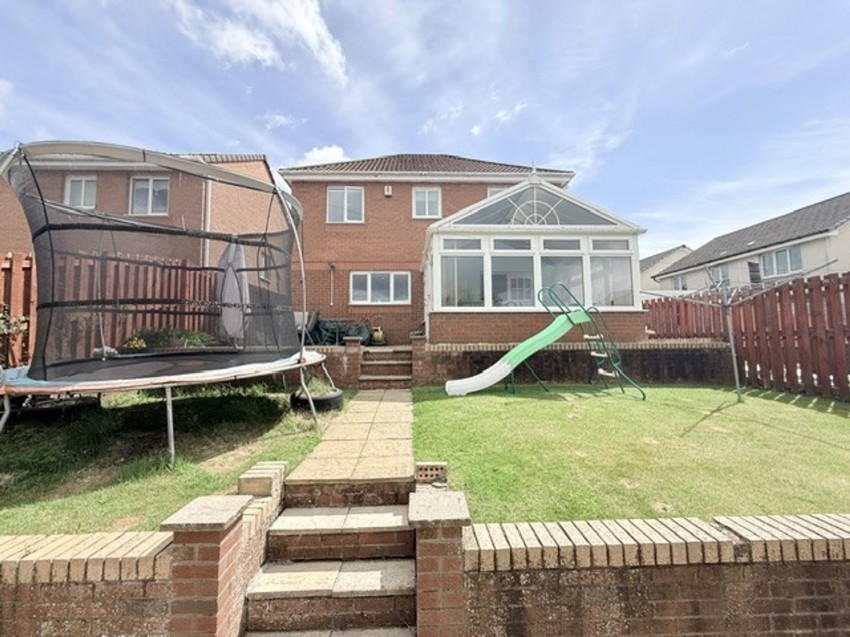 Images for Kings Drive, Dunfermline, KY11